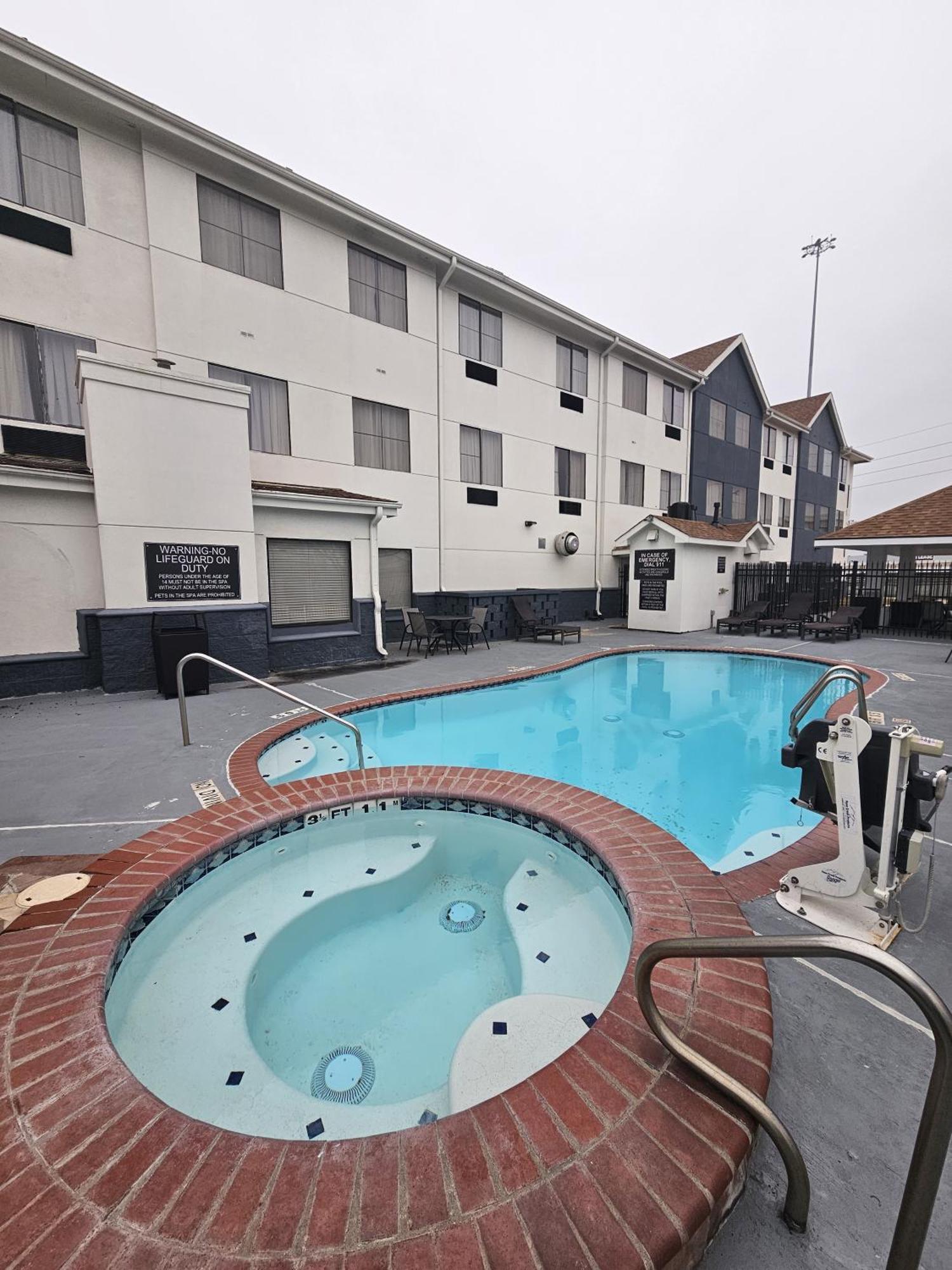Candlewood Suites Stafford ฮูสตัน ภายนอก รูปภาพ